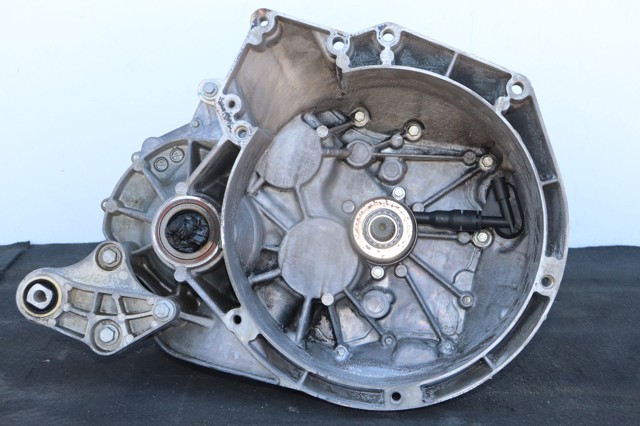 Mechaniczna skrzynia biegów w komplecie CV6R7002PG FORD