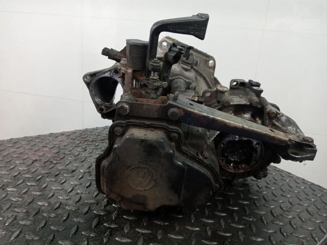 Mechaniczna skrzynia biegów w komplecie CYP VAG