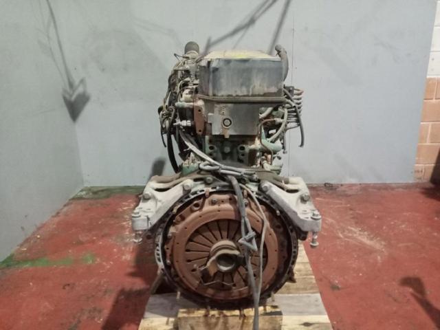 Kupić Silnik w komplecie Volvo Trucks TRUCK FH12   w dobrej cenie
