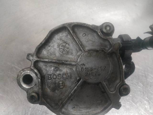 Pompa podciśnienia D1562C2 PEUGEOT