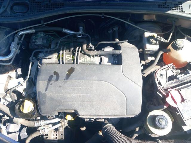 Silnik w komplecie D4F732 RENAULT