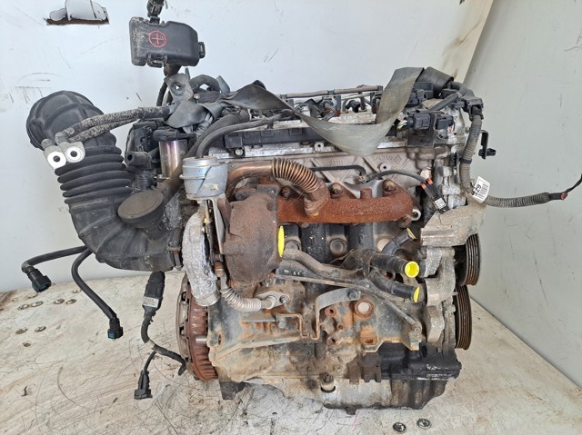 Silnik w komplecie D4FB HYUNDAI