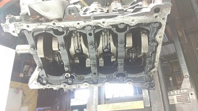 Silnik w komplecie D4FB HYUNDAI