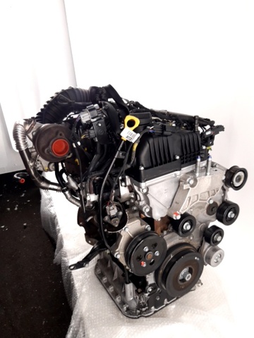 Silnik w komplecie D4HA HYUNDAI