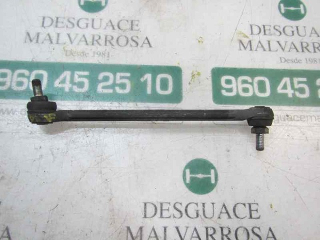 Łącznik stabilizatora przedniego D65134170 MAZDA