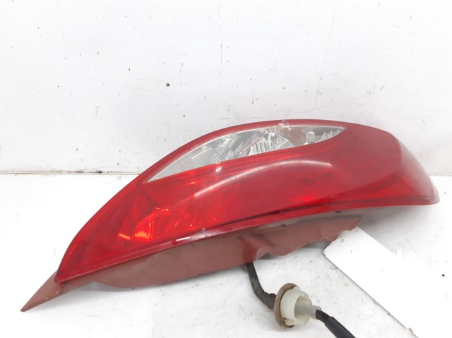 Lampa zespolona tylna prawa D65151150 MAZDA