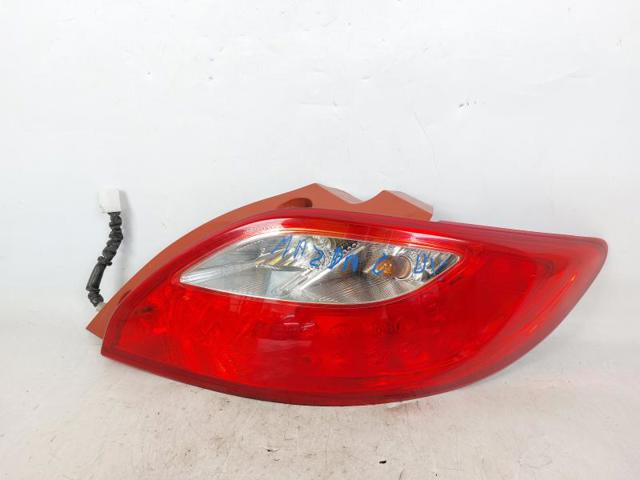 Lampa zespolona tylna prawa D65151150 MAZDA