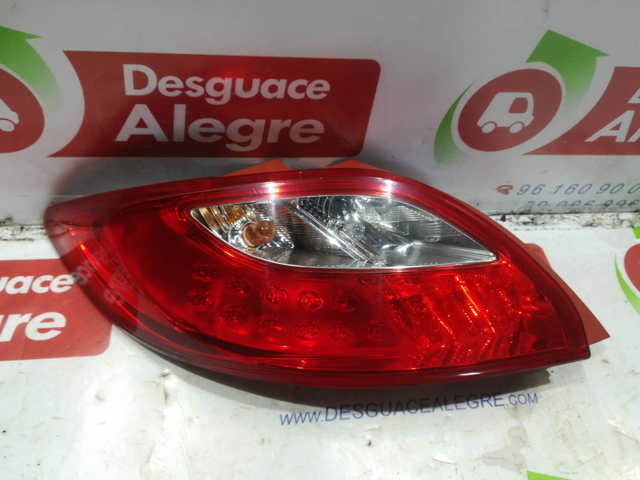 Lampa zespolona tylna lewa D65151160 MAZDA