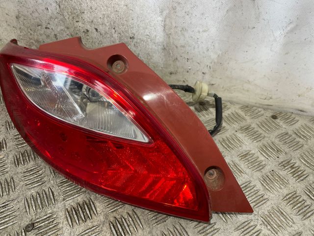 Lampa zespolona tylna lewa D65151160 MAZDA