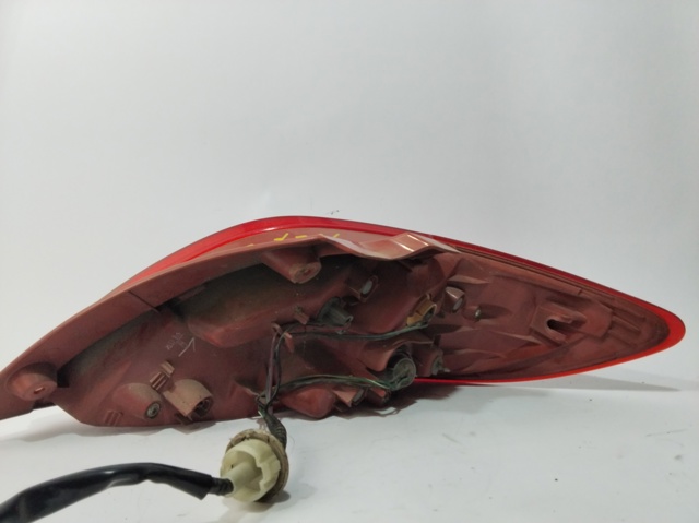 Lampa zespolona tylna lewa D65151160 MAZDA