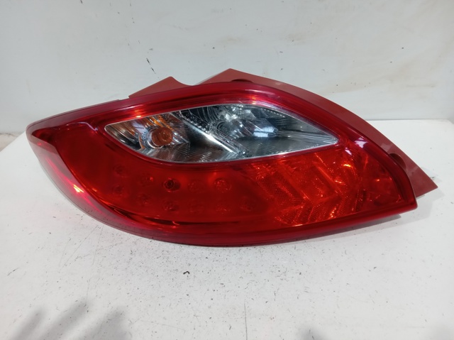 Lampa zespolona tylna lewa D65151160 MAZDA
