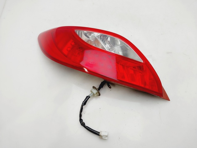 Lampa zespolona tylna lewa D65151160 MAZDA