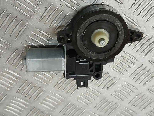 D6515958X Mazda