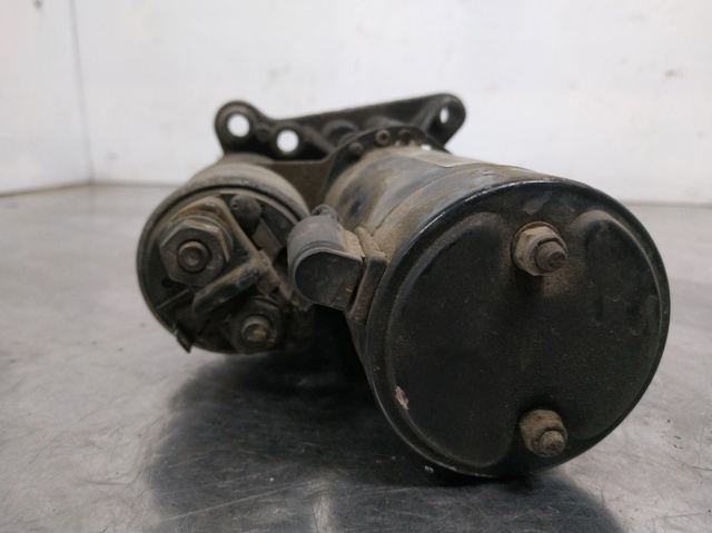 D6RA133 Renault (RVI)