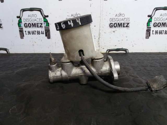Główny cylinder hamulców Mazda Demio DW