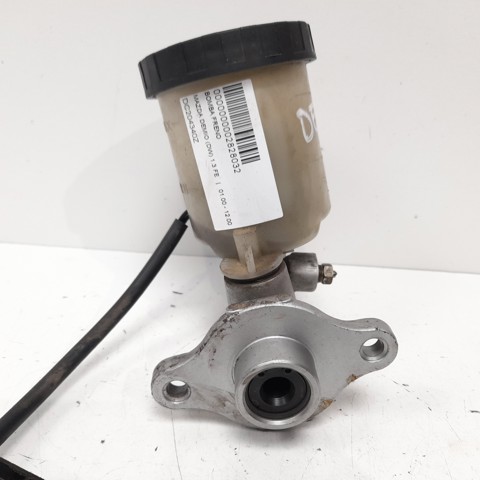 Główny cylinder hamulców Mazda Demio DW