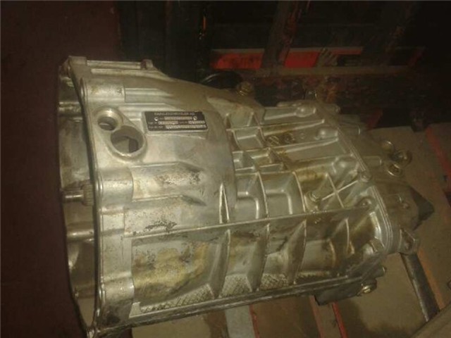 Mechaniczna skrzynia biegów w komplecie DDY VAG