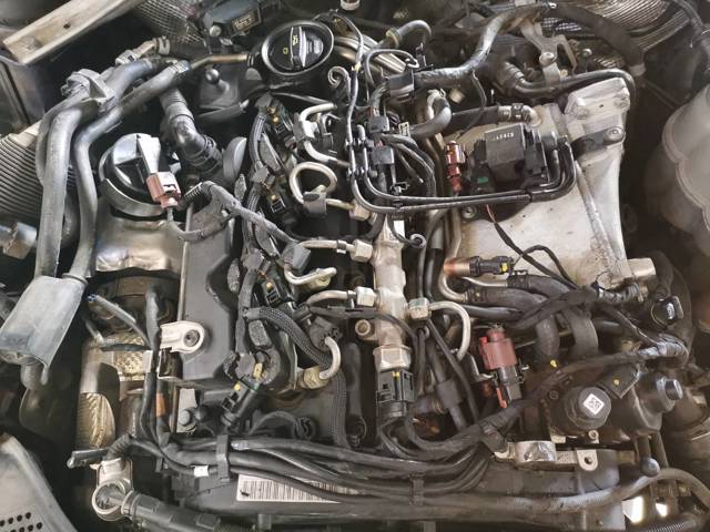 Kupić Silnik w komplecie Audi A4 8W2, 8WC w dobrej cenie
