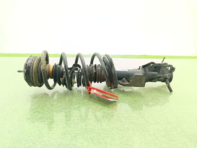 Amortyzator przedni lewy DF7134900F MAZDA