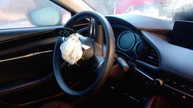 Kupić Kolumna (wał) kierownicza (kierownicy) Mazda CX-30  DM w dobrej cenie