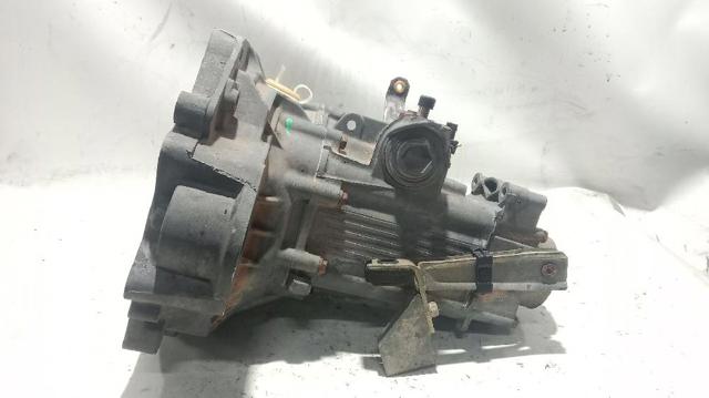 Mechaniczna skrzynia biegów w komplecie DFW VAG