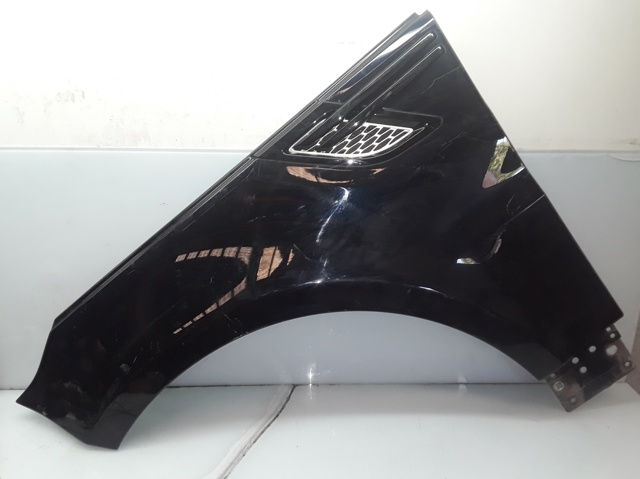 Błotnik przedni lewy do Land Rover Range Rover L494