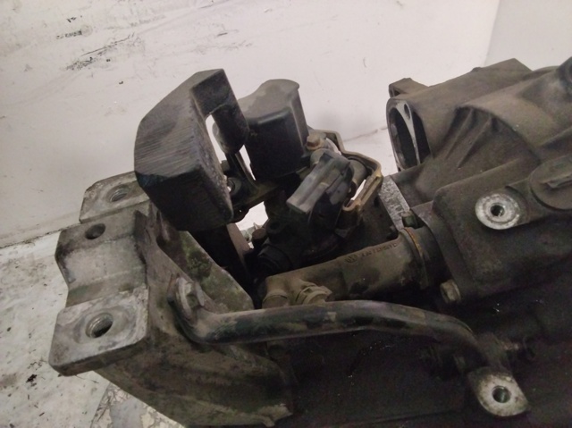 Mechaniczna skrzynia biegów w komplecie DQY VAG