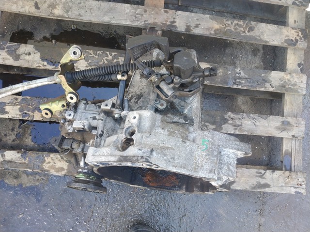 Mechaniczna skrzynia biegów w komplecie DQY VAG
