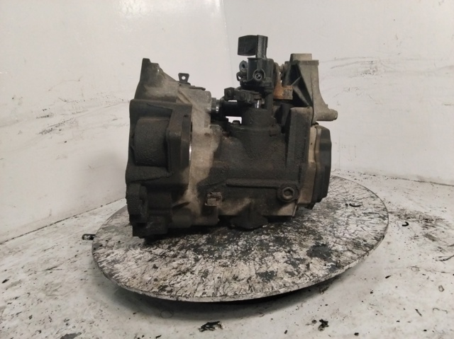 Mechaniczna skrzynia biegów w komplecie DQY VAG