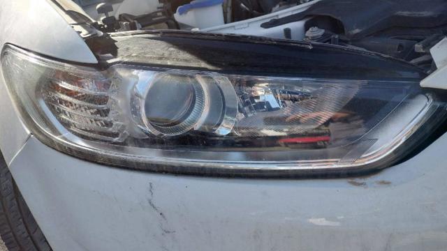 Reflektor prawy Ford Mondeo 5 CD