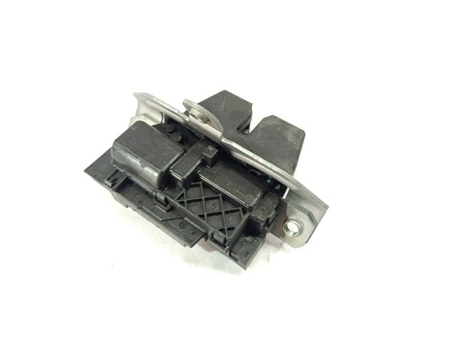 Zamek klapy bagażnika (3/5 drzwi tylnych) DS7AN442A66AD FORD
