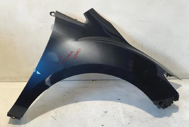 Błotnik przedni prawy E22152110F MAZDA
