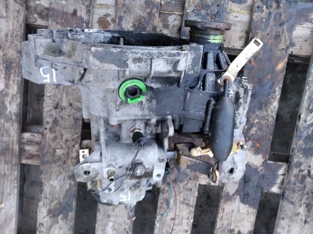 Mechaniczna skrzynia biegów w komplecie EAY VAG