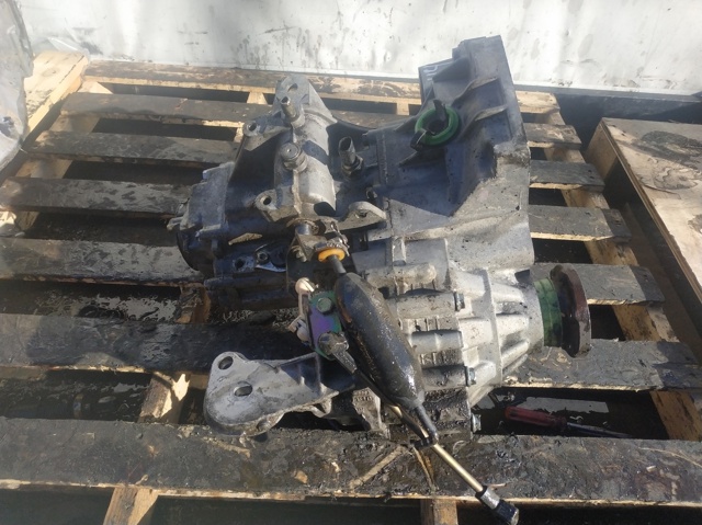 Mechaniczna skrzynia biegów w komplecie EAY VAG