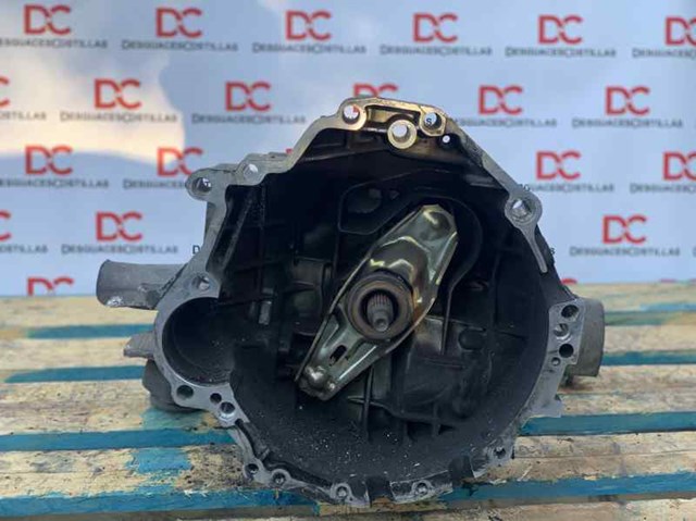 Mechaniczna skrzynia biegów w komplecie EEN VAG