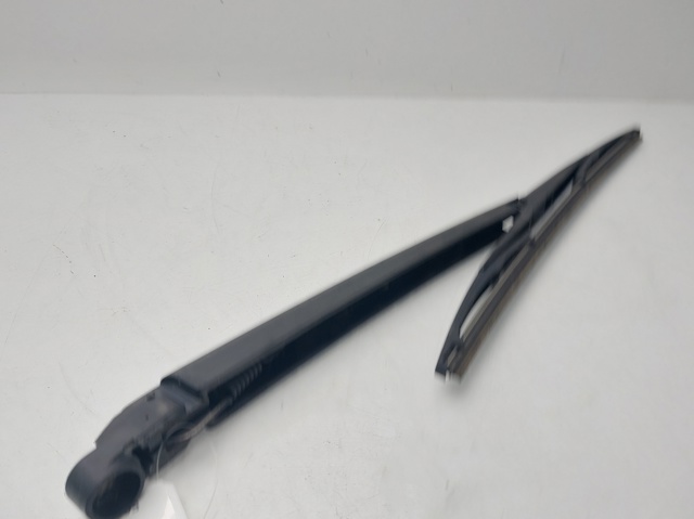 EG2167421 Mazda