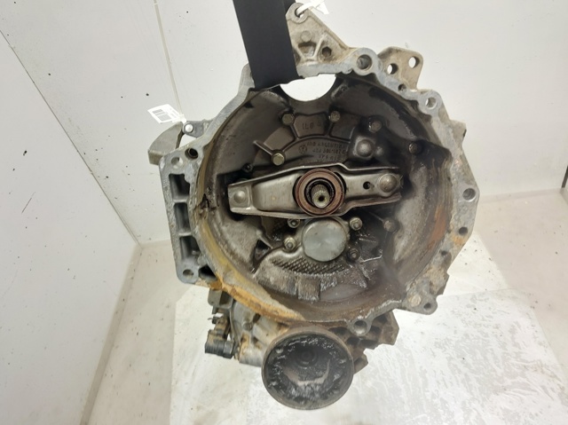 Mechaniczna skrzynia biegów w komplecie EGR VAG