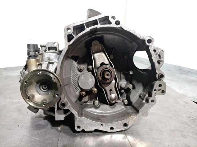 Mechaniczna skrzynia biegów w komplecie EGR VAG