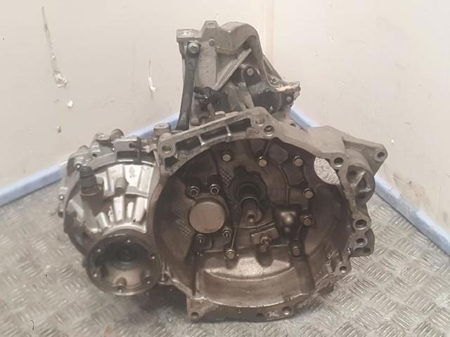 Mechaniczna skrzynia biegów w komplecie EGR VAG