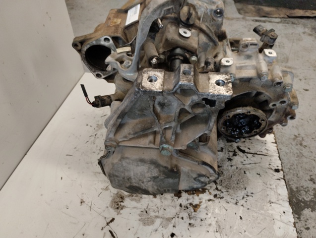 Mechaniczna skrzynia biegów w komplecie EGS VAG