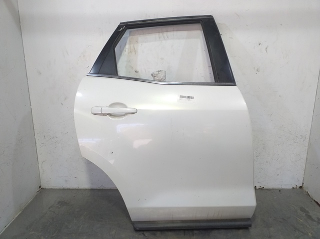 Drzwi tylne prawe EGY17202XP MAZDA