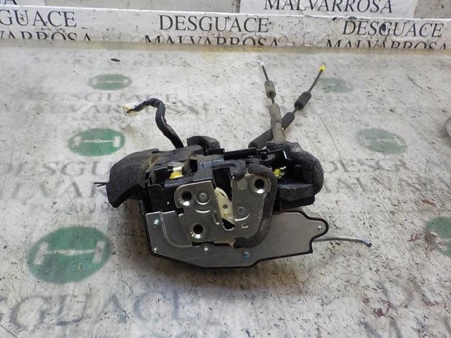 Zamek drzwi tylnych prawych EH1472310E MAZDA