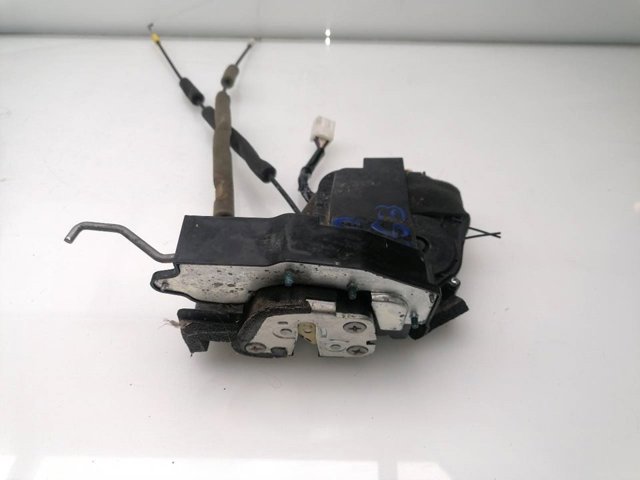 Zamek drzwi tylnych prawych EH1472310E MAZDA