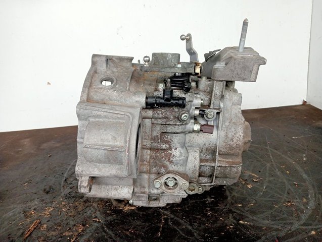 Mechaniczna skrzynia biegów w komplecie EHH VAG