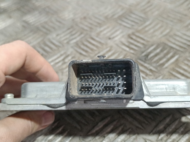 Mechaniczna skrzynia biegów w komplecie EMU10021N NISSAN