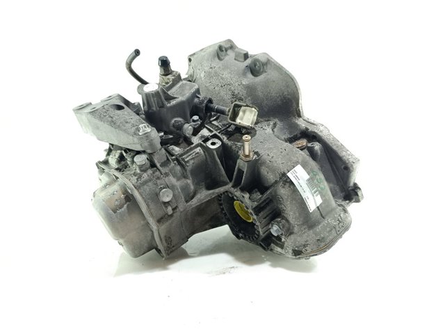 Mechaniczna skrzynia biegów w komplecie F17C374 OPEL