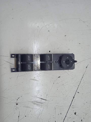 Panel przyciskowy sterowania podnośnikiem szyby przedni lewy F1ET14A132CC FORD