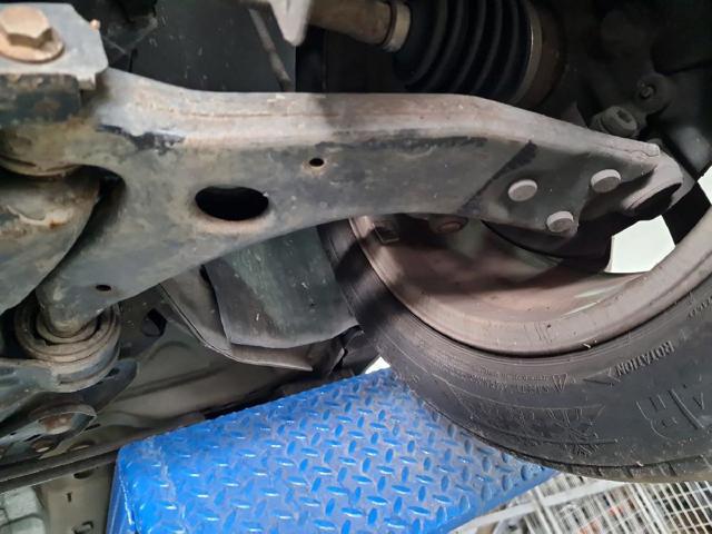 Wahacz zawieszenia przedniego dolny lewy F1F13A424AAB FORD