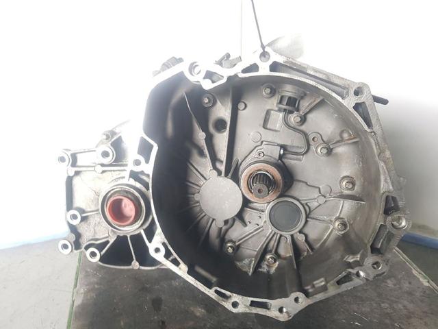 Mechaniczna skrzynia biegów w komplecie F23 OPEL
