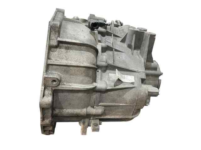 Mechaniczna skrzynia biegów w komplecie F23 OPEL